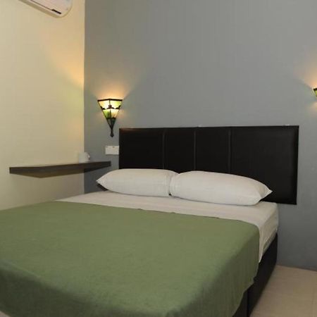 Kuok Pin Hotel Kuching Dış mekan fotoğraf