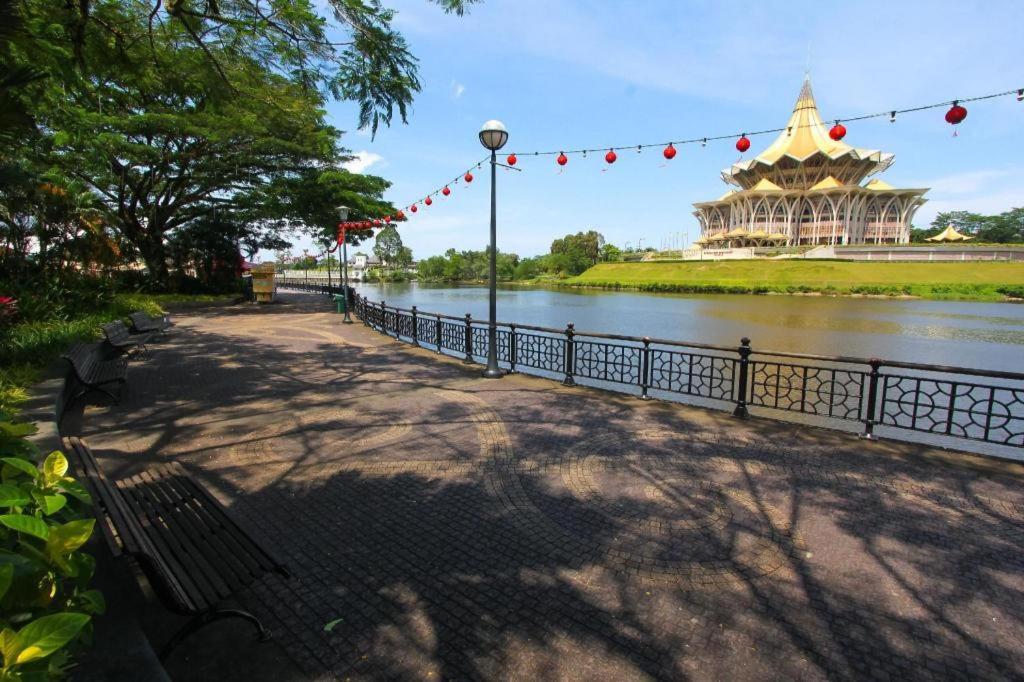 Kuok Pin Hotel Kuching Dış mekan fotoğraf