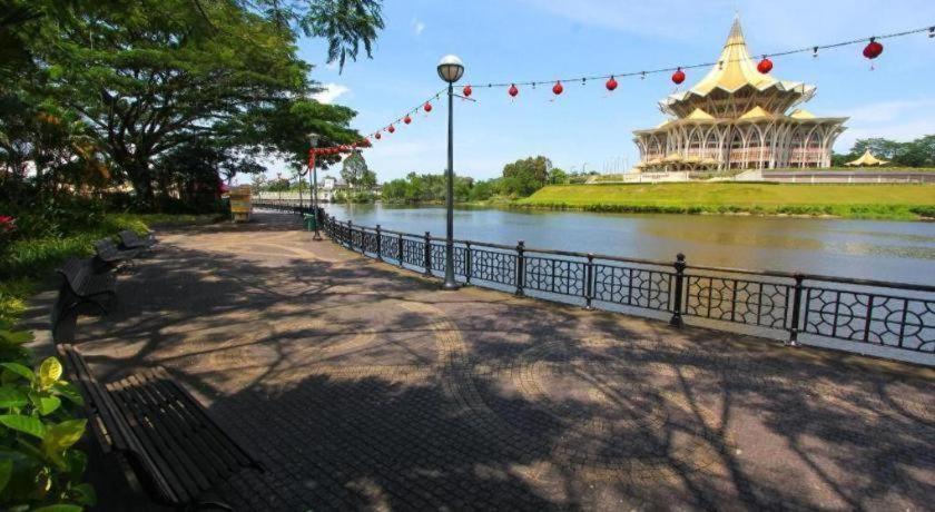 Kuok Pin Hotel Kuching Dış mekan fotoğraf